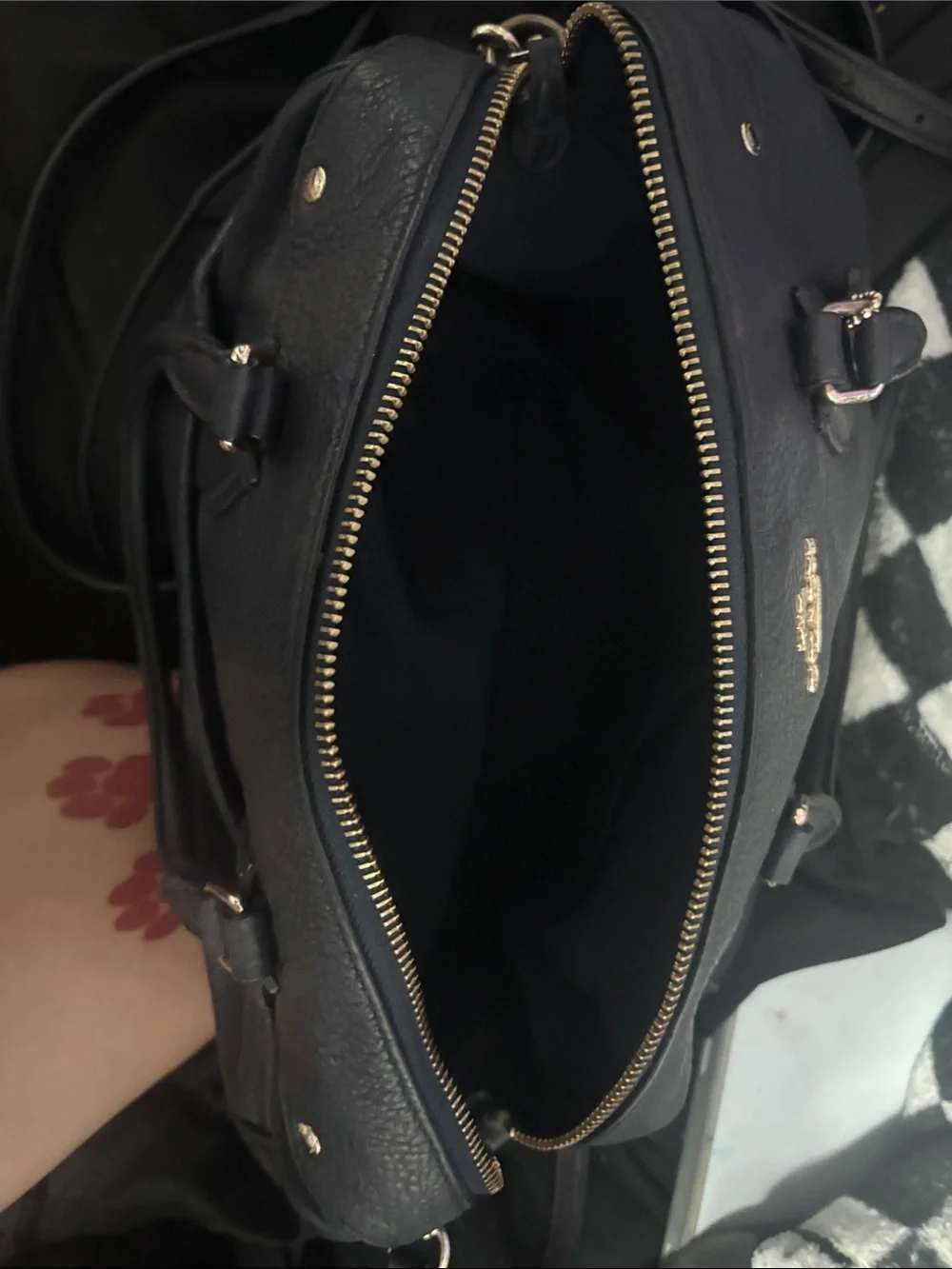 Coach compact pebbled